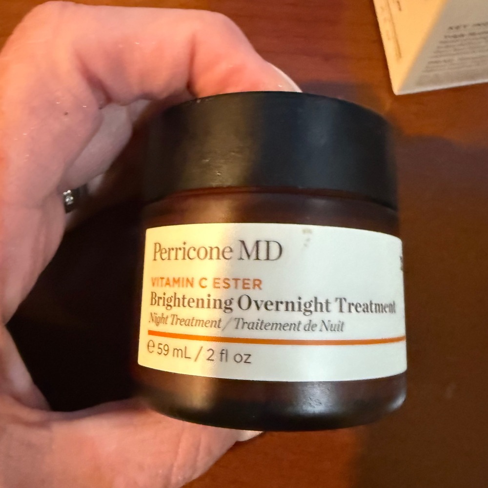 Perricone MD Vitamin C Ester Brightening Overnight Treatment 2 fl‎ oz